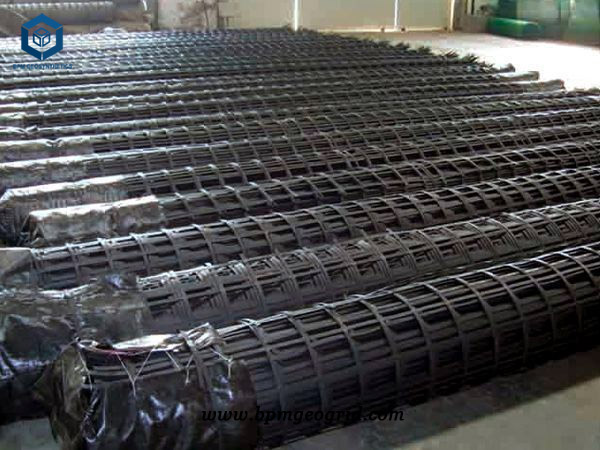 Biaxial Geogrid Installation