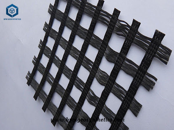 Warp knitting polyester geogrid for Railway project in Indonesia