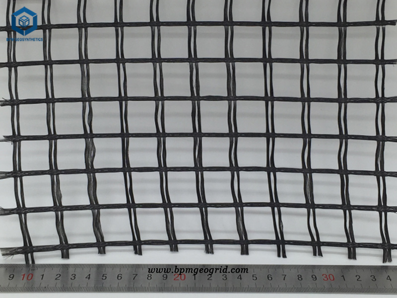 Warp Knitting Polyester Extruded Geogrid for Road Project in Cuba